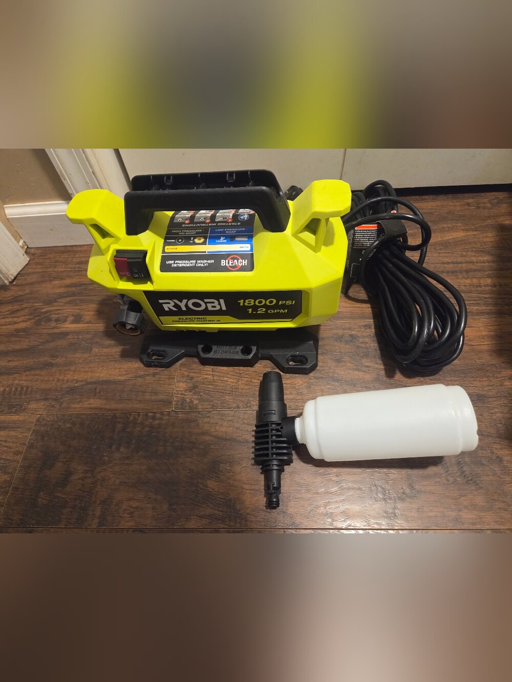 RYOBI RY141803 1800 PSI 1.2 GPM Portable Corded Electric Pressure Washer OB